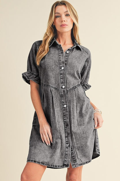 Ruffled Short Sleeve Buttoned Denim Dress