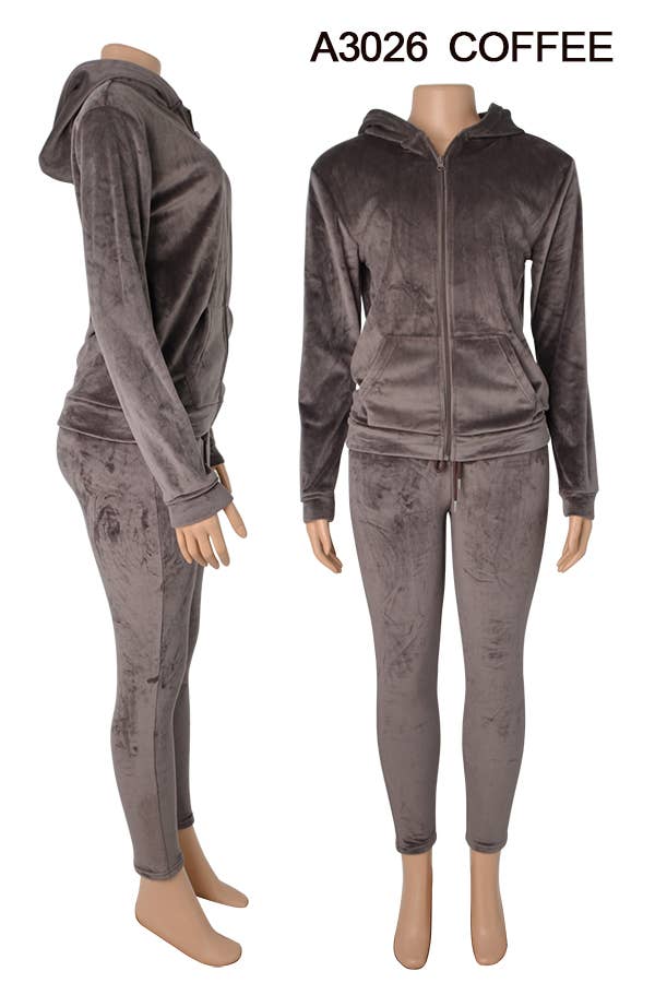 A3026 VELVET JACKET AND PANTS SET MIXED SIZES 12SET